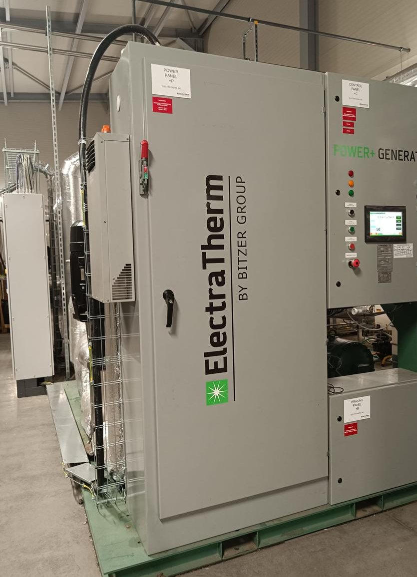 ElectraTherm Power+ -ORC-generaattori sisäasennuksessa